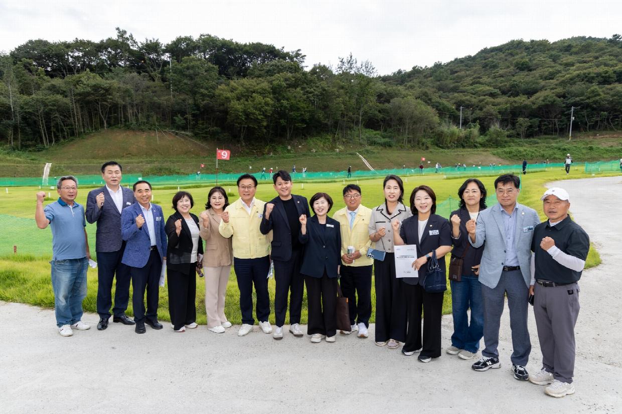 순천시의회 문화경제위원회, 외서 파크골프장 현장 점검_1.jpg