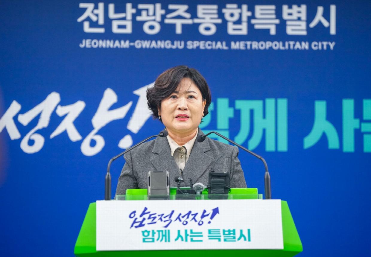 260921 공공기관 통합 기자회견(배미경 대변인)GJI01263.jpg