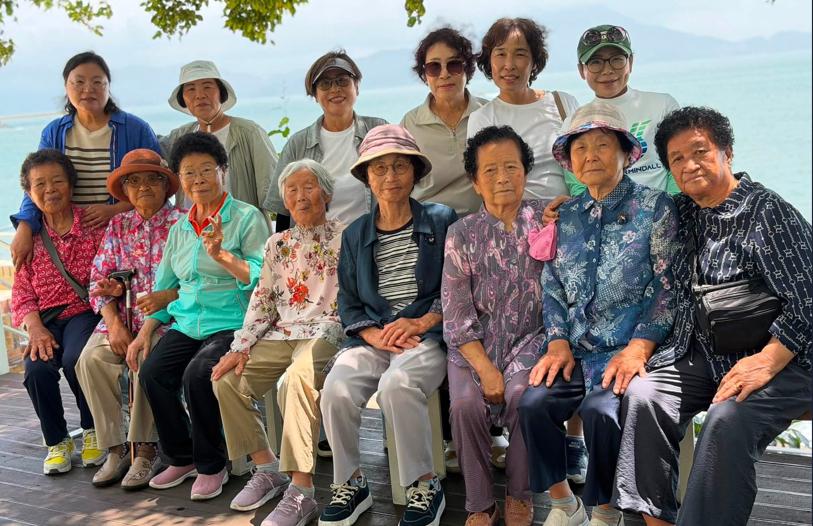 섬마을 어머니들의 3년 삶 담은 ‘2026 여자도 산다이’ 전시 개최