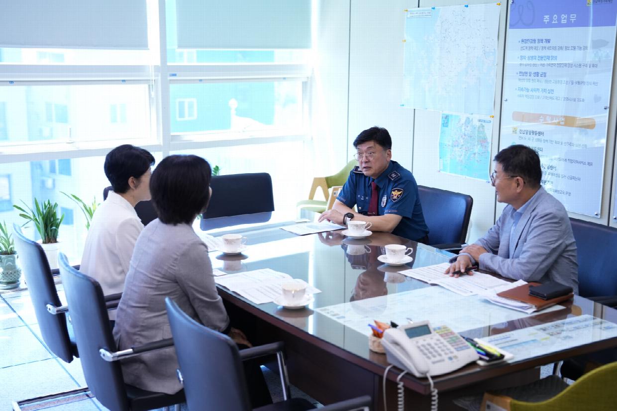 전남경찰청 동부권 외청을 방문.png