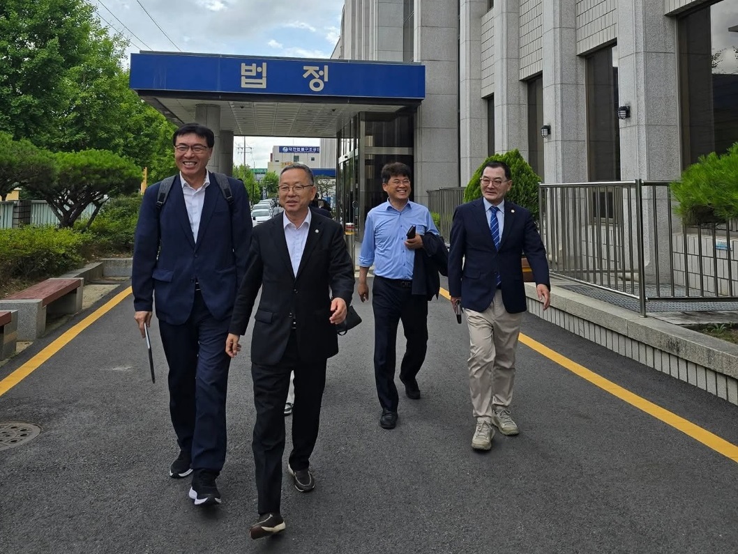 [안다니박사] 정치를 고발로 대체한 손훈모측, 입장표명 있어야