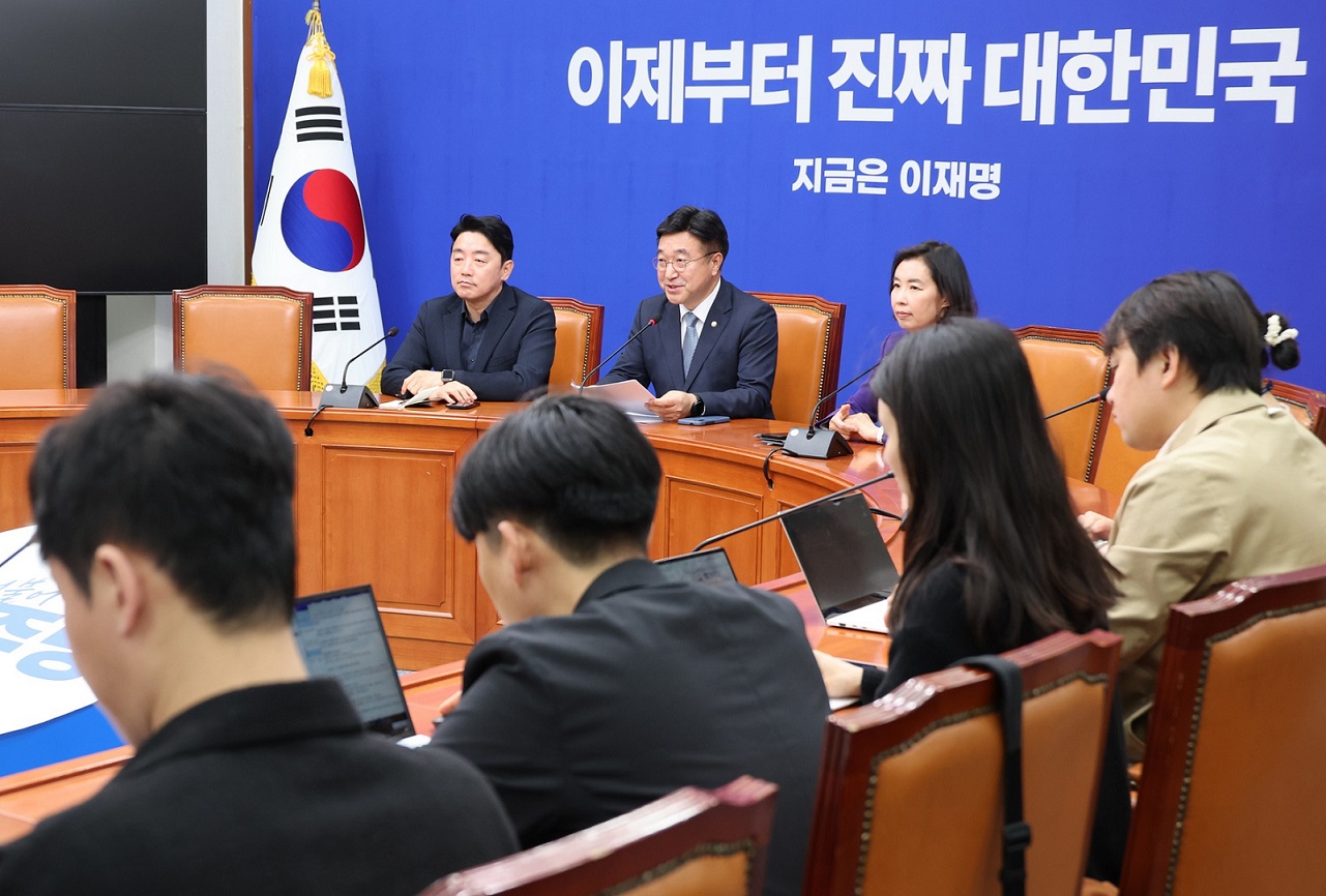 5월 5일 이재명 관련 뉴스 ‘파기환송심 논란’이 가장 많아, 최고 댓글 뉴스는?